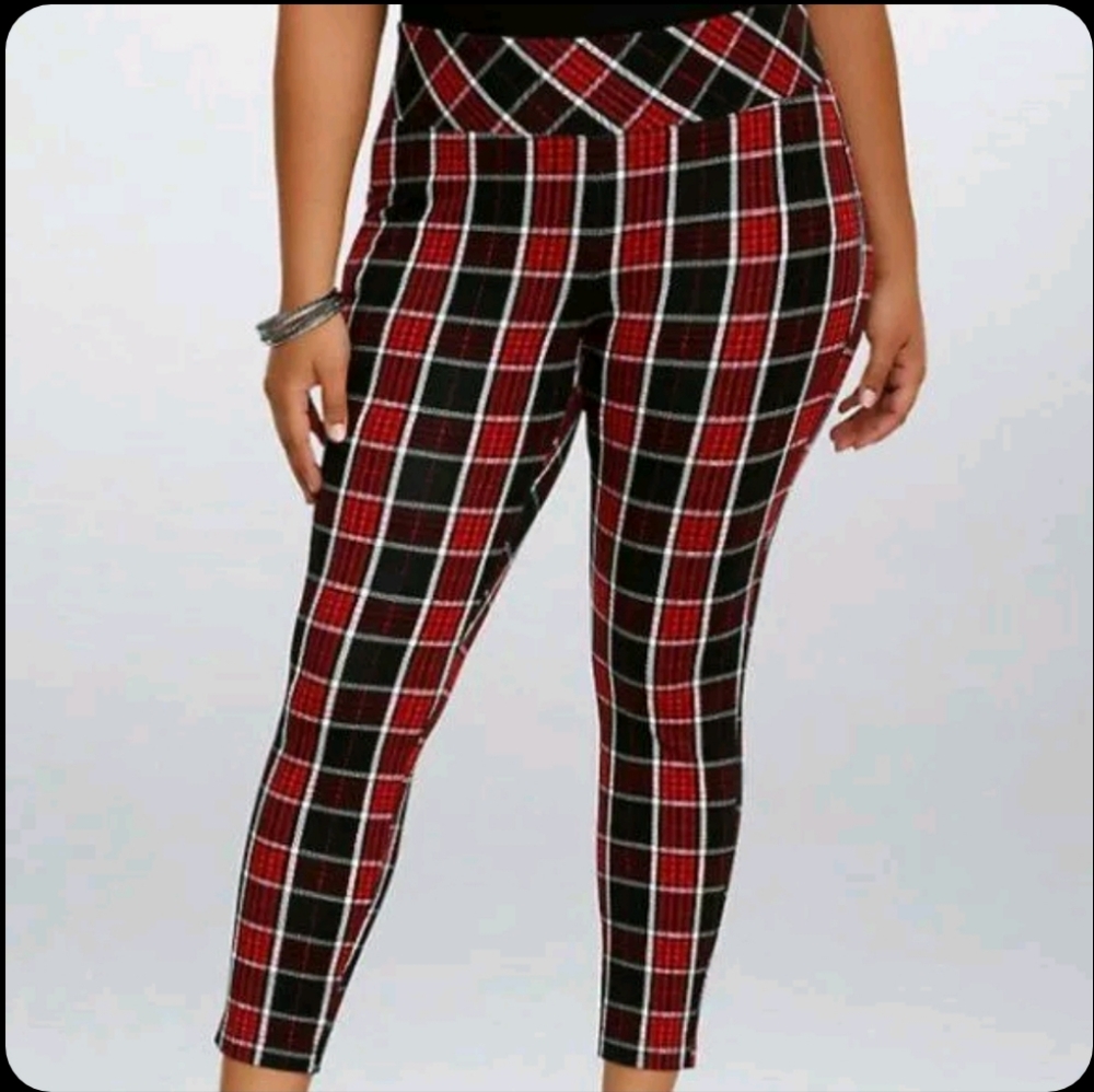 Torrid Plaid Cropped Ponte Pixie Pants